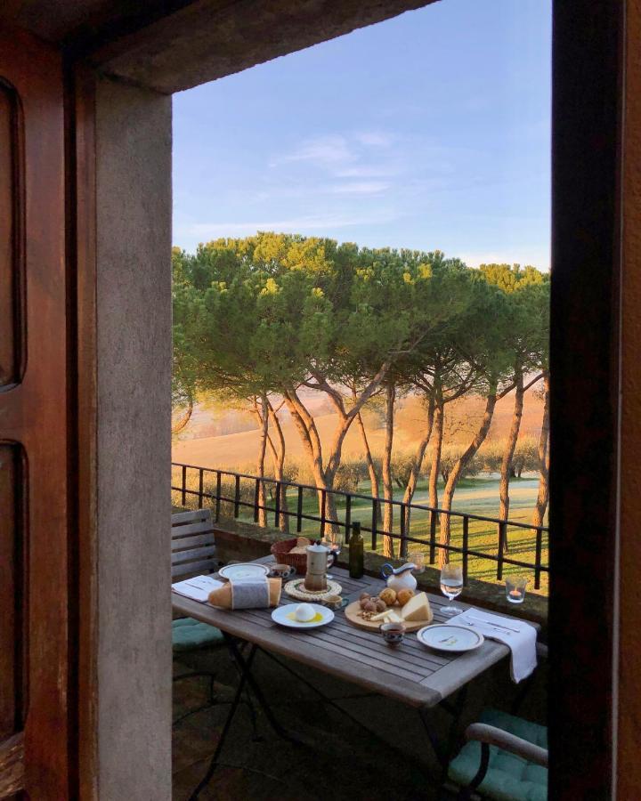 Villa Cozzano Pozzuolo Room photo